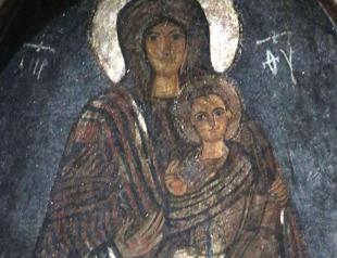 ‘Smiling Virgin Mary’ welcomes visitors in Niğde