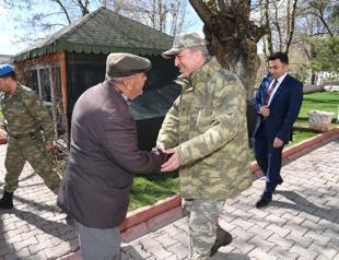 Turkey ‘will not accept fait accompli’ in Aegean and East Med: Top soldier