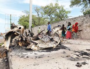 Bomb kills five during football game in Somalia