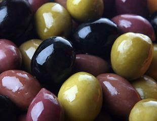 New trade war looms over Spanish olives