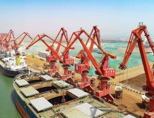 China posts strong growth, hearty consumer demand buffers trade worries