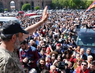 Armenians protest as acting leader suggests new elections