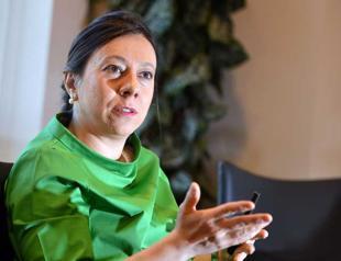 Turkey will not make a choice between West and Russia: Presidential aide