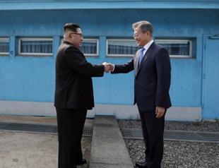 North, South Korea commit to denuclearization in historic summit