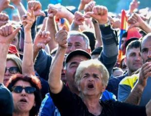 Protesters shut down Armenian capital in show of defiance