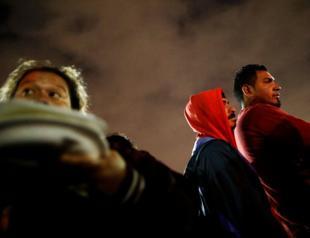 Half of ‘caravan’ asylum seekers in U., Sessions puts judges on border