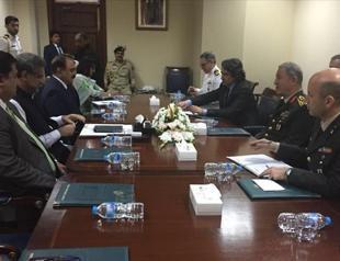 Turkish military chief meets Pakistani PM