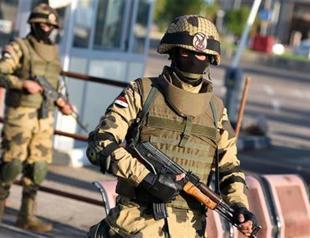 Egypt says sending Arab troops to Syria a possibility