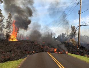 Earthquakes, lava fissures put Hawaii’s Big Island on high alert