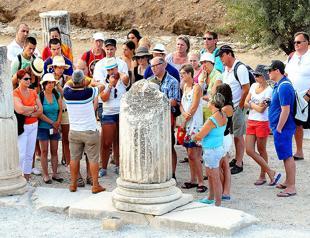 Some three million British tourists expected in Turkey in 2018: UK envoy