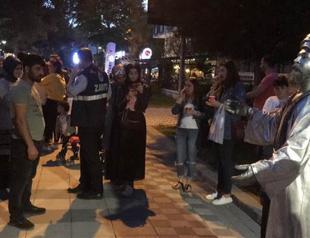 Locals stop municipal police from intervening with living statue in Turkey’s Kırklareli