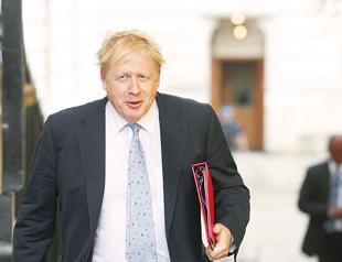 Britain’s Johnson condemns ‘crazy’ Brexit customs plan