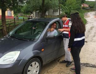 Child cops give lesson on traffic rules in Turkey