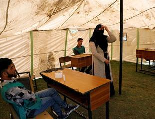 Afghan voter registration extended amid violence