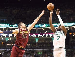 Celtics humble Cavaliers in NBA playoff series opener