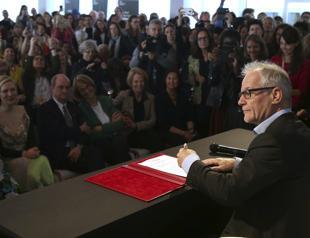 Cannes leaders sign pledge to improve gender equality