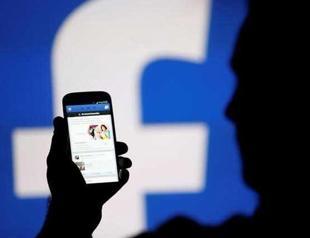 Facebook suspends 200 apps over data misuse