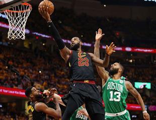 Cavs school Celtics, trim gap in Eastern Conference finals