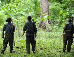 Maoist rebels detonate bomb in east India; 6 police killed
