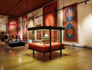 Istanbul museums aim to attract over 10 million visitors in 2018: Official