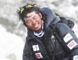 One-fingered Japanese climber dies on eighth attempt at Mount Everest