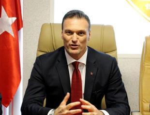 Beckham nemesis and former Aston Villa player Özalan to run as MP candidate for AKP