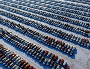 China to cut auto tariffs on July 1 as trade tensions ease