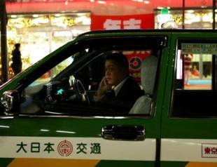 Uber taps into Japan with first taxi-hailing pilot