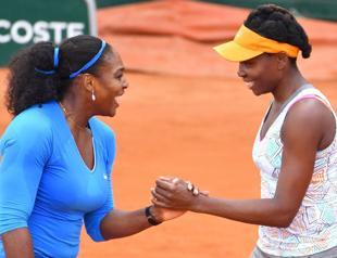 Serena, Venus get French Open doubles wildcard