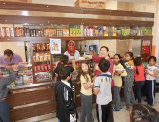 School canteens to reduce simit, toast, stuffed roll sizes in fight against obesity