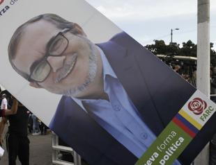 Anti-FARC leader set to face former guerrilla