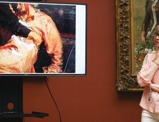 Russian art gallery to review alcohol sales after attack