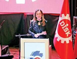 Labor union DİSK elects its first female chair