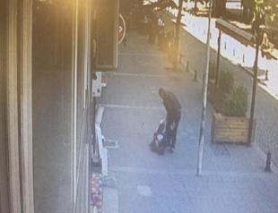 VIDEO: Turkish man beaten by bystanders on street after trying to assault wife