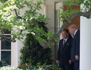 N. Korea summit back on, Trump says after meeting Kim envoy