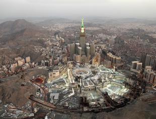 First Saudi women get driving licences