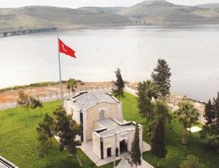 Süleyman Shah’s tomb will return to original location: Minister