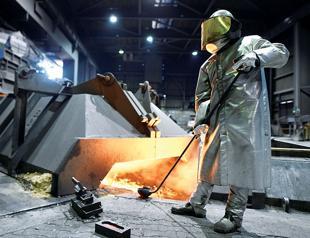 German factory orders down amid concerns