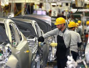 Turkeys auto production drops 2pct in Jan-May