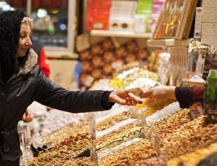 Turkish economy grows 7.4 percent in first quarter of 2018, data shows