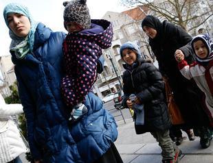 Berlin denies any plan to settle Syrian refugees in Lebanon