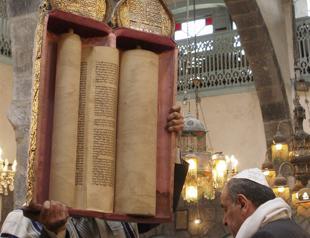 Jewish artifacts disappear from Damascus in fog of Syria war