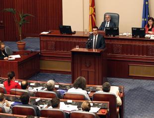 Macedonian parliament ratifies name deal with Greece