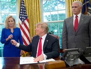 Trump orders halt to family separations