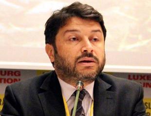 Istanbul court rules to keep Amnesty official in jail
