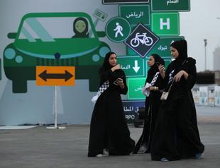 Saudi Arabia gears up to end women driving ban