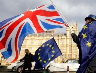 British Queen approves Brexit law that will end membership of EU