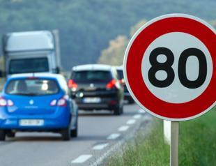 France lowers speed limit on roads, faces criticism, too