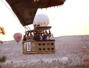 Tourists flock to Cappadocia to enjoy hot air balloon rides