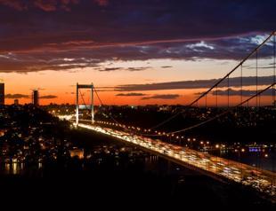 Some 18,000 Turks become millionaires as lira slid to record lows